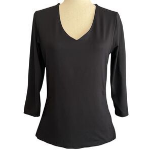 Judy P Black Top Size M Minimalist Wrinke Free V Neck Capsule Classy USA Made